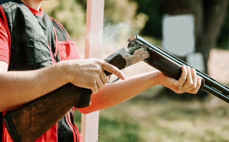 En Clínica Benagéber realizamos el psicotécnico para la licencia de armas al precio más económico